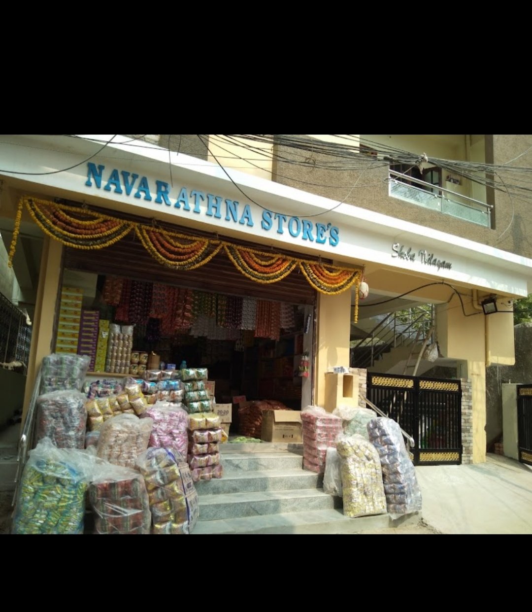 Navarathna Stores