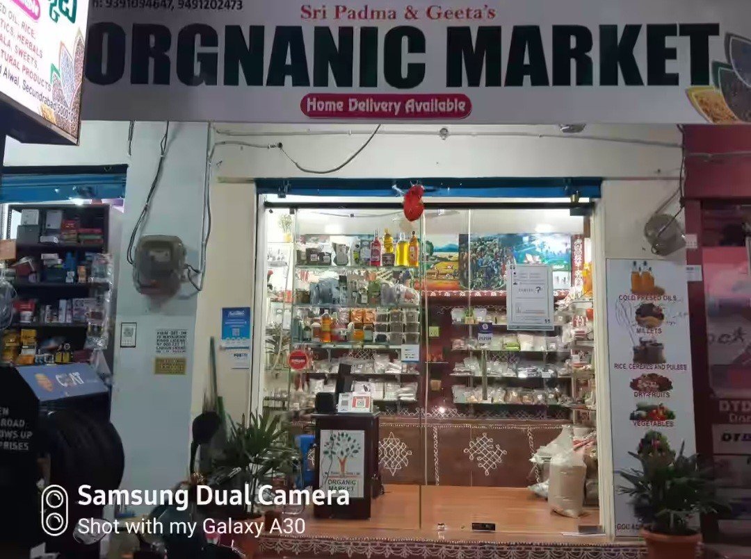 Sri Padma Geeta s Organic market